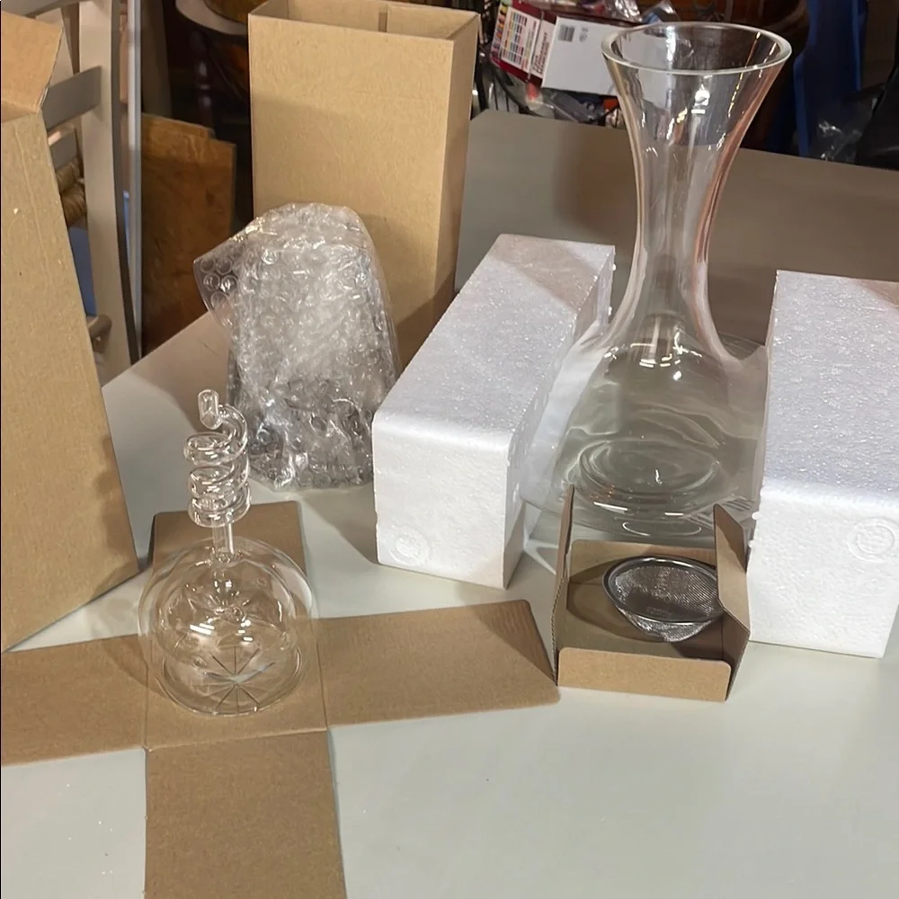 Williams Sonoma elegant decanter
